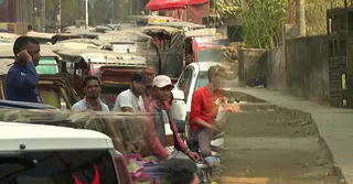যানজটে নাজেহাল ময়মনসিংহ নগরী, থমকে আছে উন্নয়ন কার্যক্রম